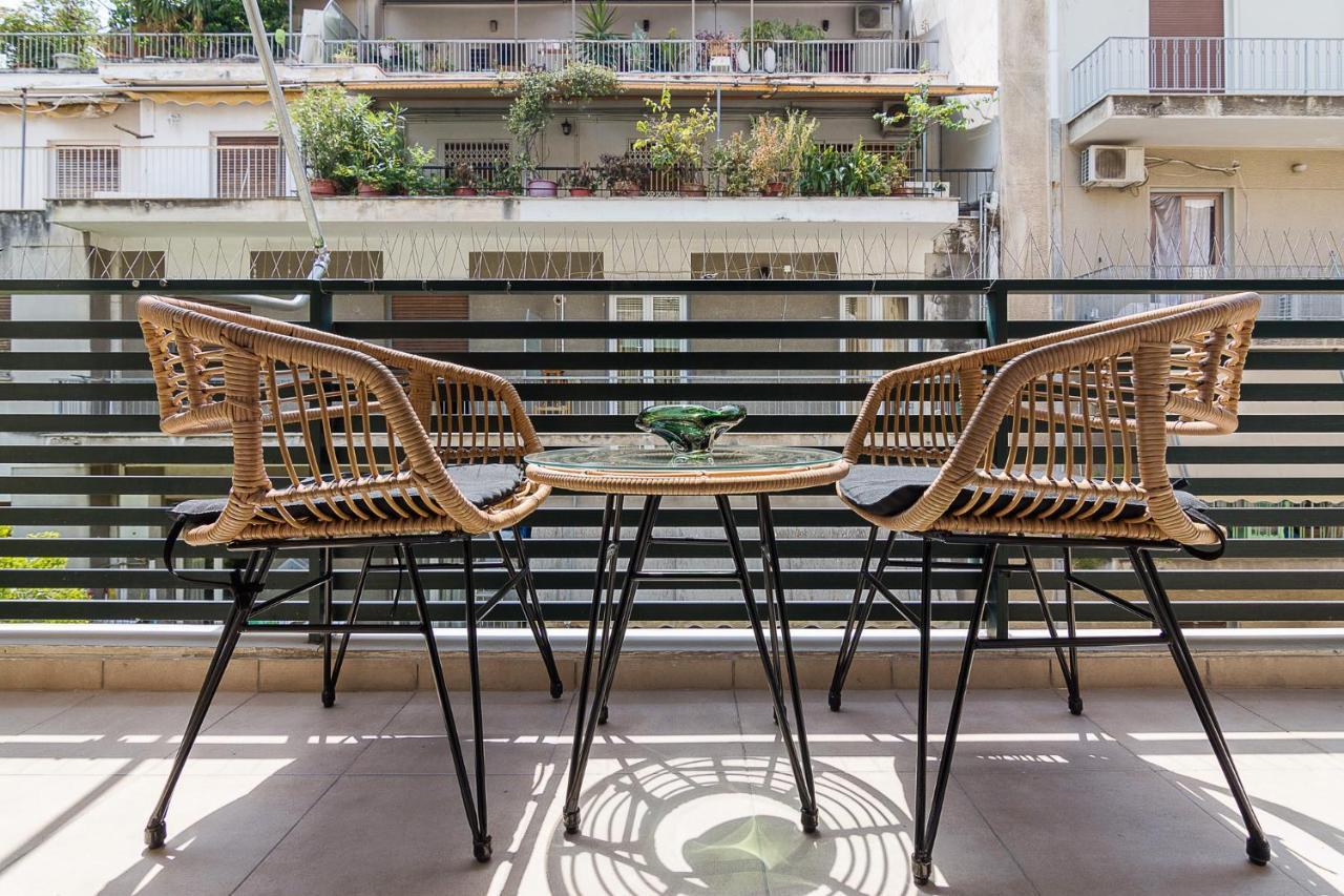 Bright And Spacious 2-Bedrooms Apartment In 아테네 외부 사진