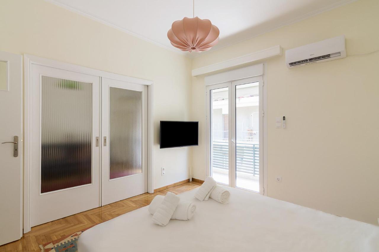 Bright And Spacious 2-Bedrooms Apartment In 아테네 외부 사진